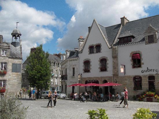 Aux Petits Bonheurs, Gites Culturel A La Roche Bernard Férel Zewnętrze zdjęcie